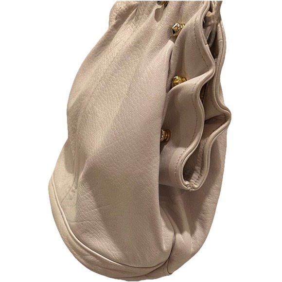 Andé Vtg Leather Bag Kiss Lock Frame White Gold Crossbody Ruffle 60s Bridal Glam - Picture 2 of 8